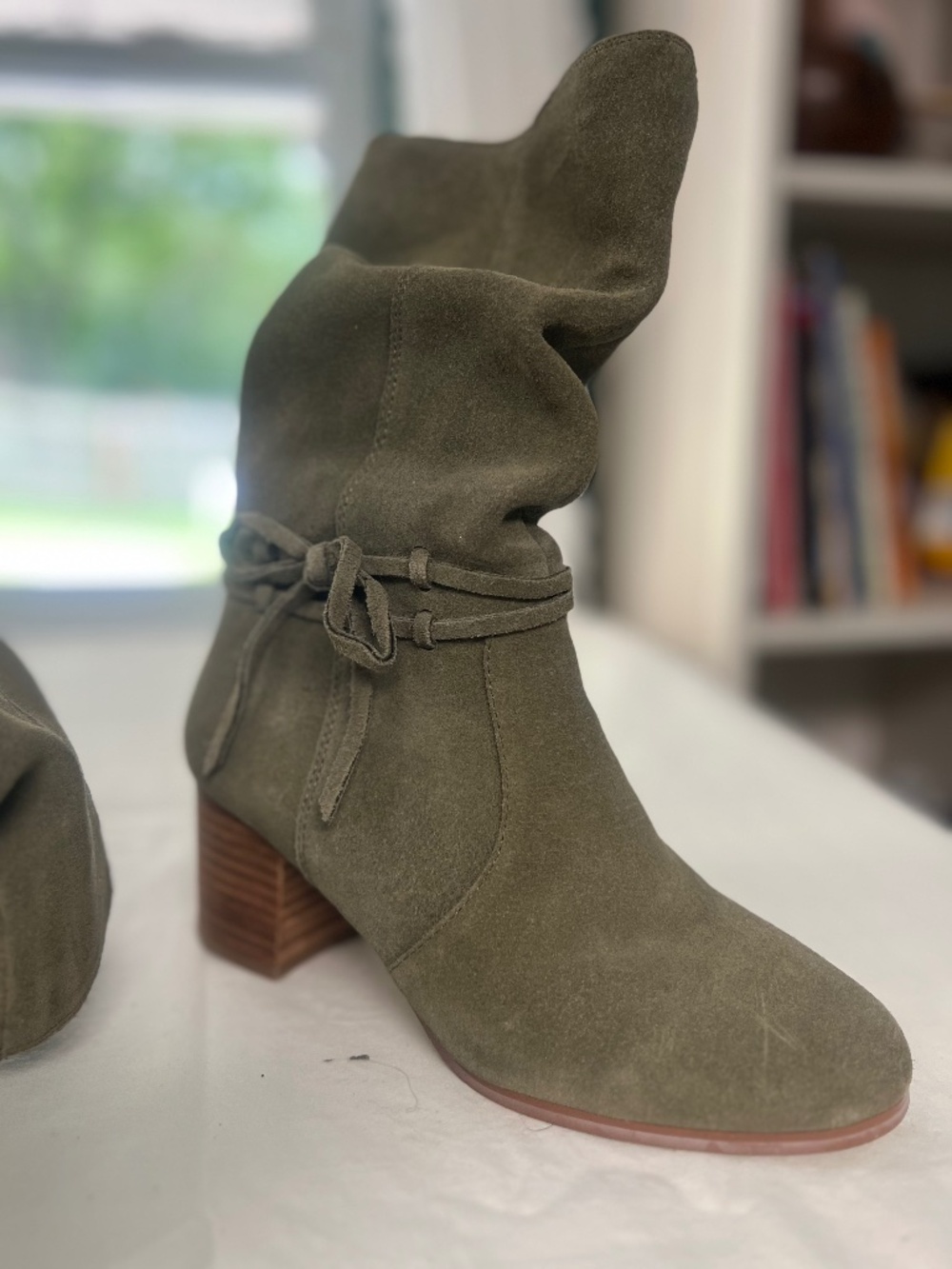 Green leather side zipper cube heel boots